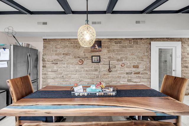 7262 Toogoodoo Road, Meggett, SC 29449