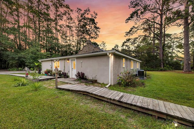 7262 Toogoodoo Road, Meggett, SC 29449