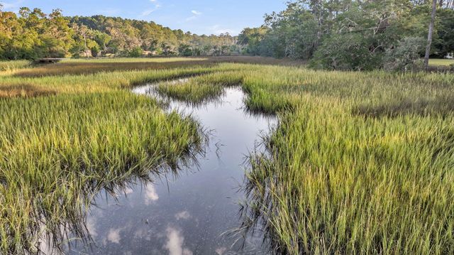 7262 Toogoodoo Road, Meggett, SC 29449