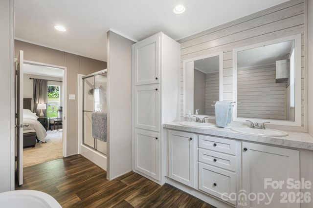 10 Pyrite Way, Asheville, NC 28806