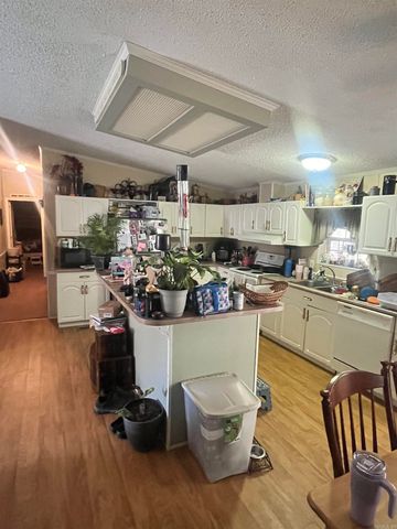 815 Slade Road, Evening Shade, AR 72532