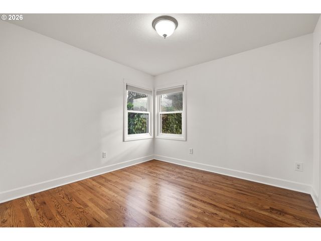 4730 N AMHERST St, Portland, OR 97203