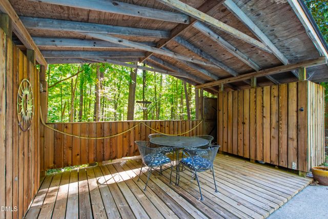 1820 Clearwater Lake Road, Chapel Hill, NC 27517
