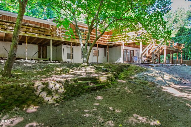 1820 Clearwater Lake Road, Chapel Hill, NC 27517