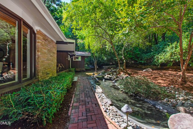 1820 Clearwater Lake Road, Chapel Hill, NC 27517