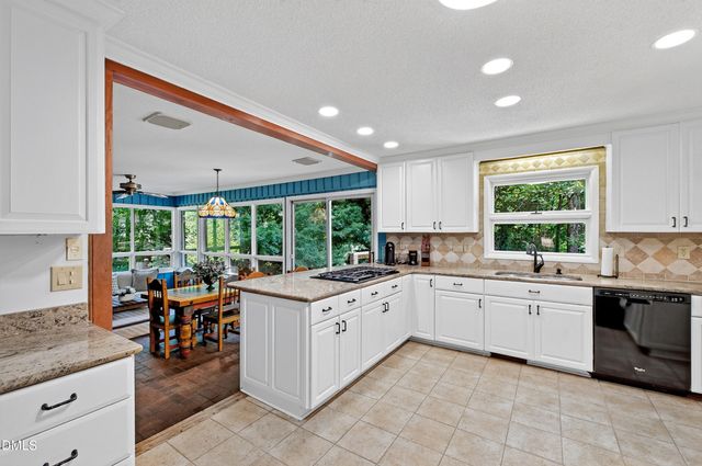 1820 Clearwater Lake Road, Chapel Hill, NC 27517