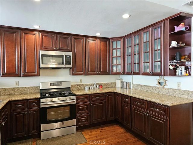 1711 Grismer Avenue 52, Burbank, CA 91504