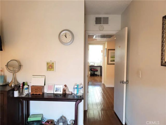 1711 Grismer Avenue 52, Burbank, CA 91504