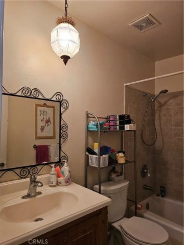 1711 Grismer Avenue 52, Burbank, CA 91504