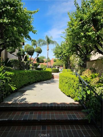 1711 Grismer Avenue 52, Burbank, CA 91504