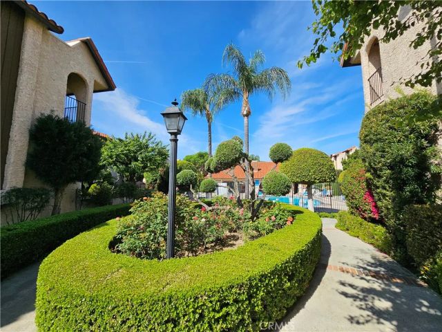 1711 Grismer Avenue 52, Burbank, CA 91504