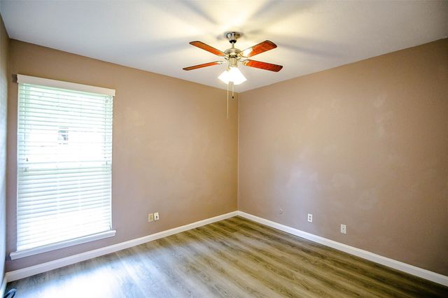 1500 Vancouver Drive, Arlington, TX 76012