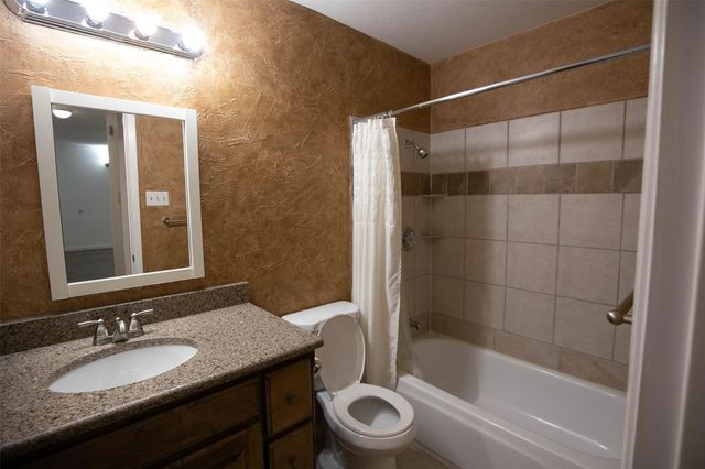 1500 Vancouver Drive, Arlington, TX 76012