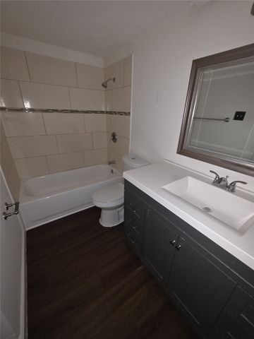 6032 Westridge Lane 202A, Fort Worth, TX 76116