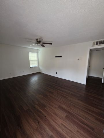 6032 Westridge Lane 202A, Fort Worth, TX 76116