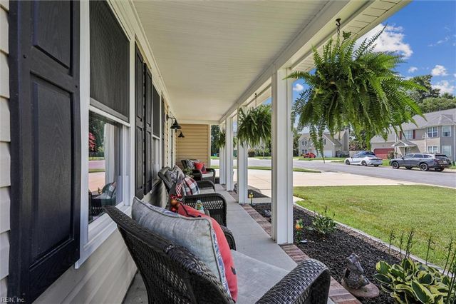 55 Locksley DR, Hampton, VA 23666