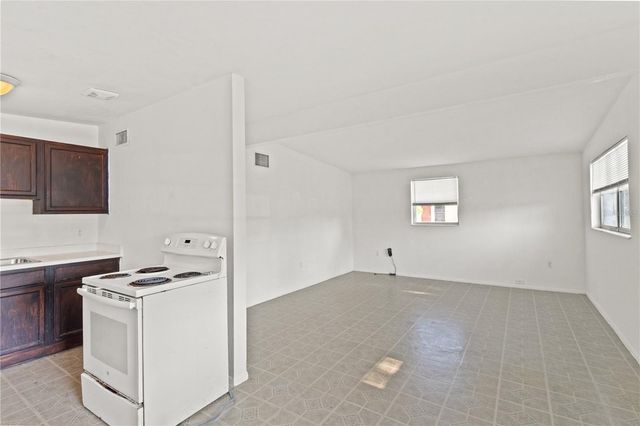 1421 14TH STREET E, Bradenton, FL 34208