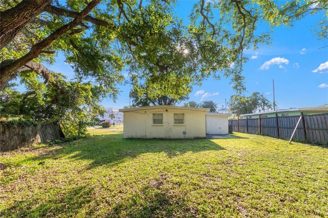 1421 14TH STREET E, Bradenton, FL 34208