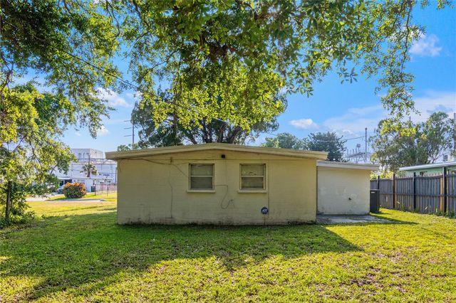 1421 14TH STREET E, Bradenton, FL 34208
