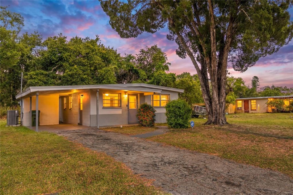 1421 14TH STREET E, Bradenton, FL 34208