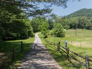 173 Avery Creek Road, Arden, NC 28704