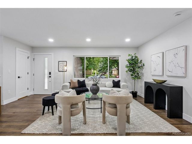 836 Grant St, Longmont, CO 80501