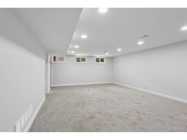 836 Grant St, Longmont, CO 80501
