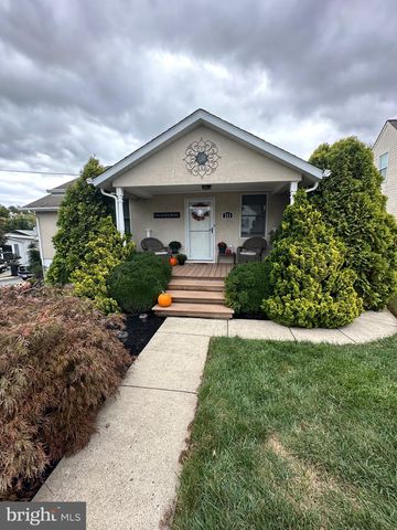 211 CARROLL AVE, Mount Airy, MD 21771