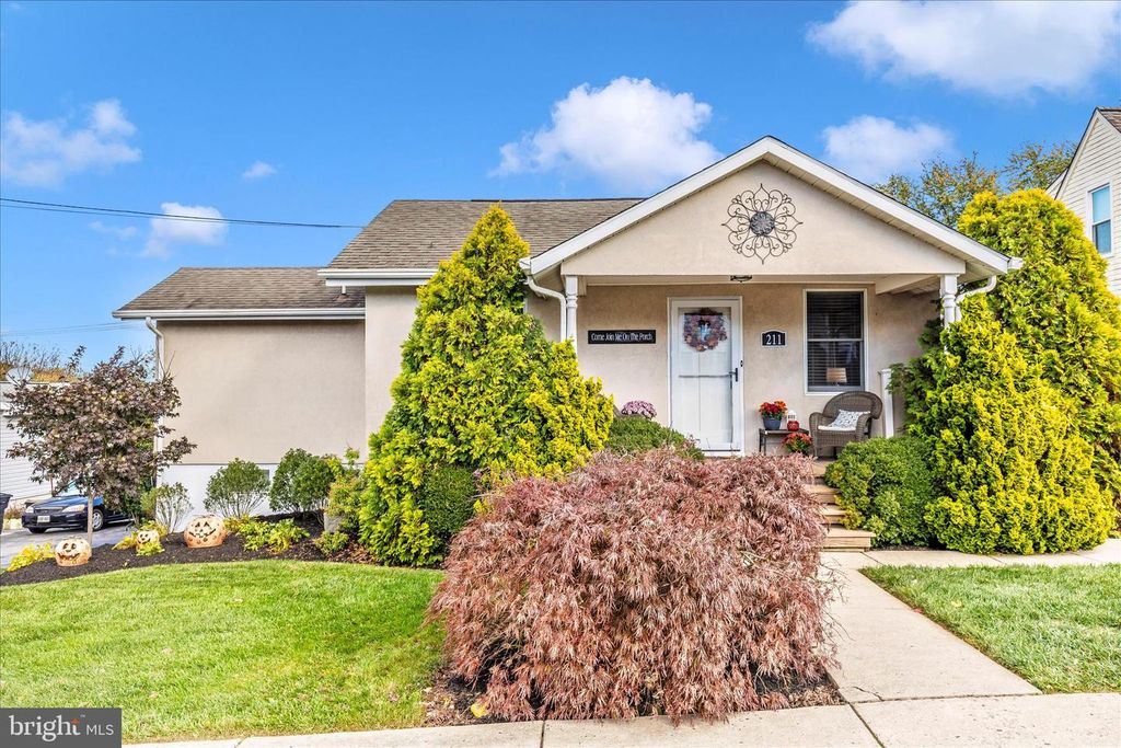 211 CARROLL AVE, Mount Airy, MD 21771