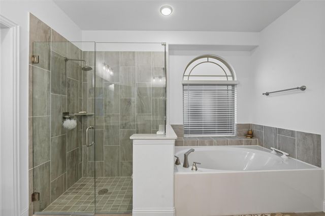1308 Thunder Dove Drive, Mansfield, TX 76063