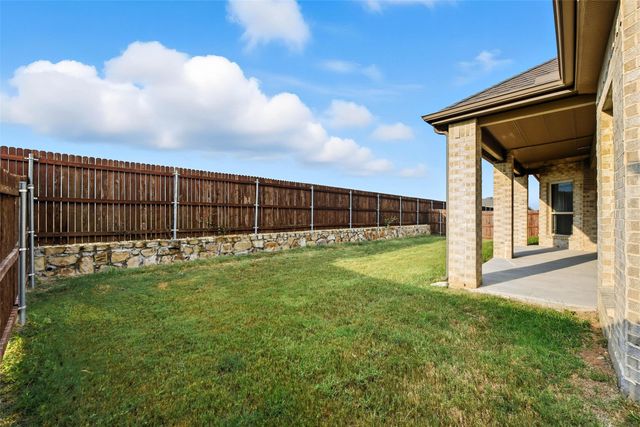 1308 Thunder Dove Drive, Mansfield, TX 76063