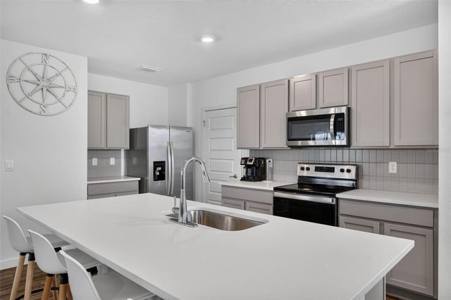 9744 CRESCENT RAY DRIVE, Wesley Chapel, FL 33545