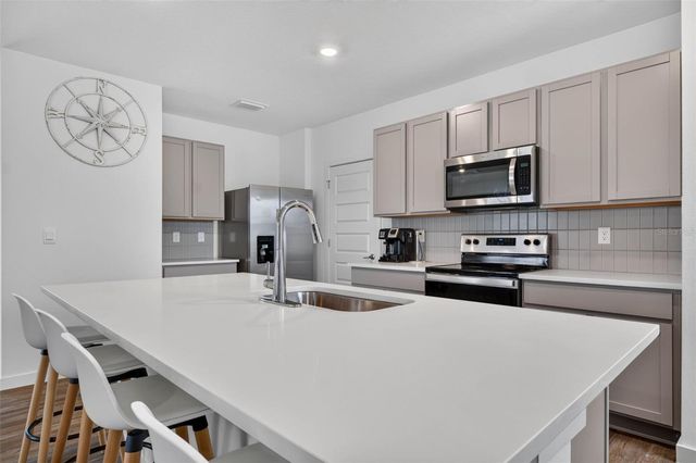 9744 CRESCENT RAY DRIVE, Wesley Chapel, FL 33545