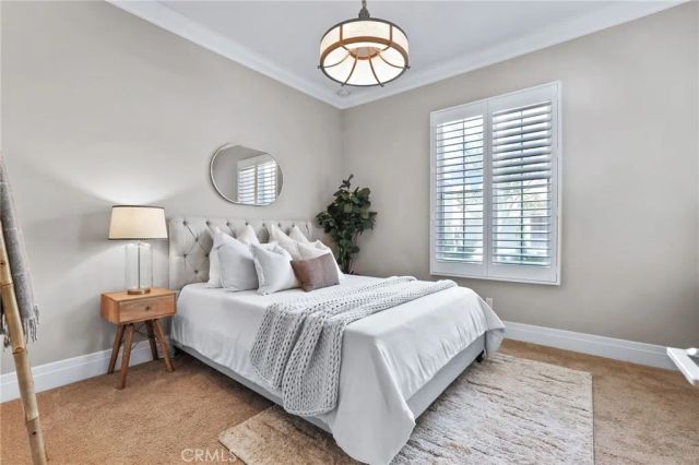 154 Roscomare, Irvine, CA 92602