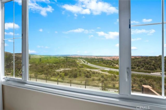 154 Roscomare, Irvine, CA 92602
