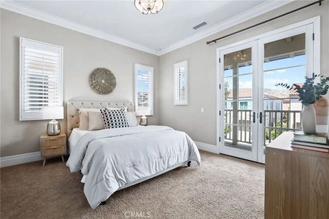 154 Roscomare, Irvine, CA 92602