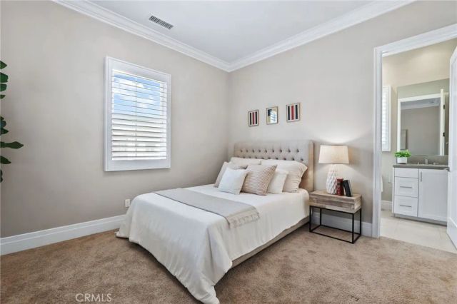 154 Roscomare, Irvine, CA 92602