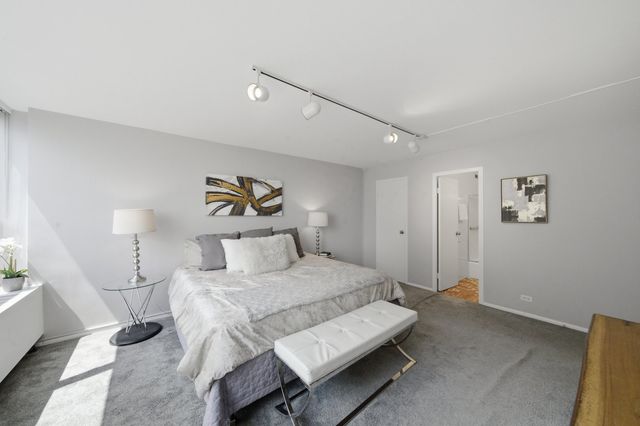 3550 N LAKE SHORE Drive 1102, Chicago, IL 60657