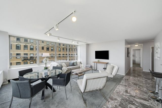 3550 N LAKE SHORE Drive 1102, Chicago, IL 60657