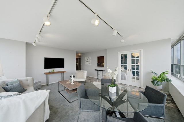 3550 N LAKE SHORE Drive 1102, Chicago, IL 60657