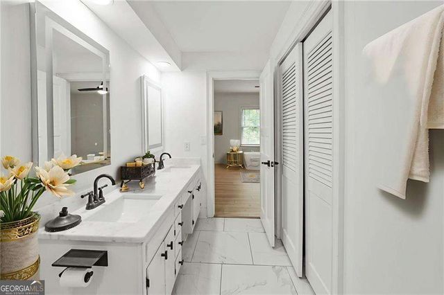 3649 Peachtree Road NE 305, Atlanta, GA 30319