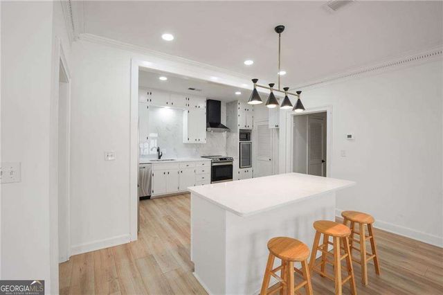 3649 Peachtree Road NE 305, Atlanta, GA 30319