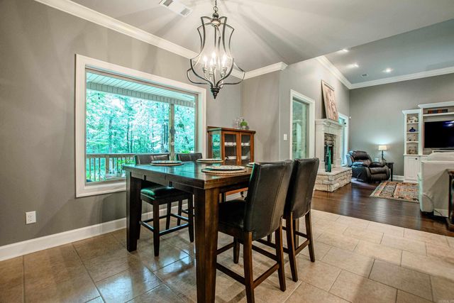 20612 Crested Butte Dr, Little Rock, AR 72210