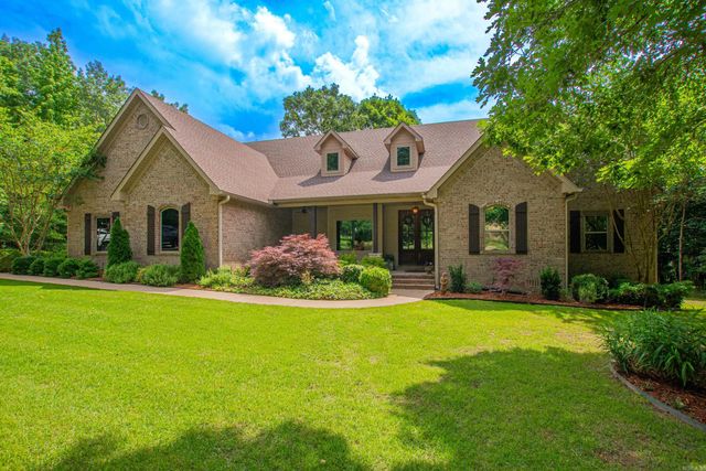 20612 Crested Butte Dr, Little Rock, AR 72210