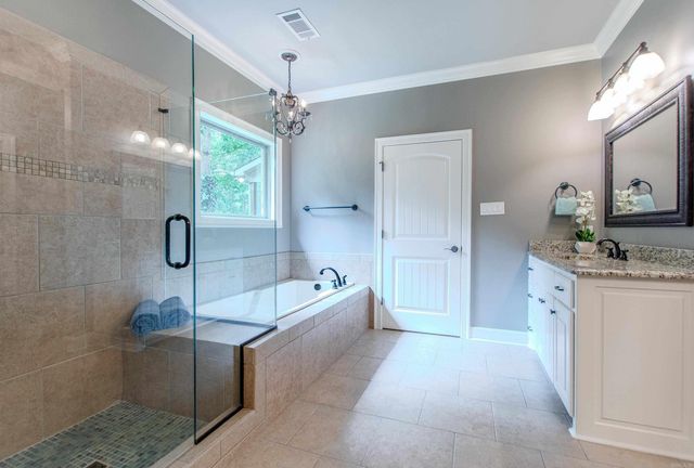 20612 Crested Butte Dr, Little Rock, AR 72210
