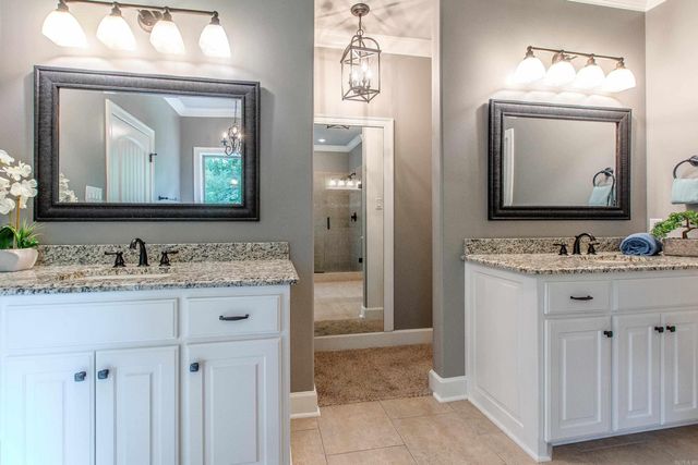 20612 Crested Butte Dr, Little Rock, AR 72210