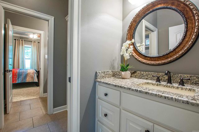 20612 Crested Butte Dr, Little Rock, AR 72210