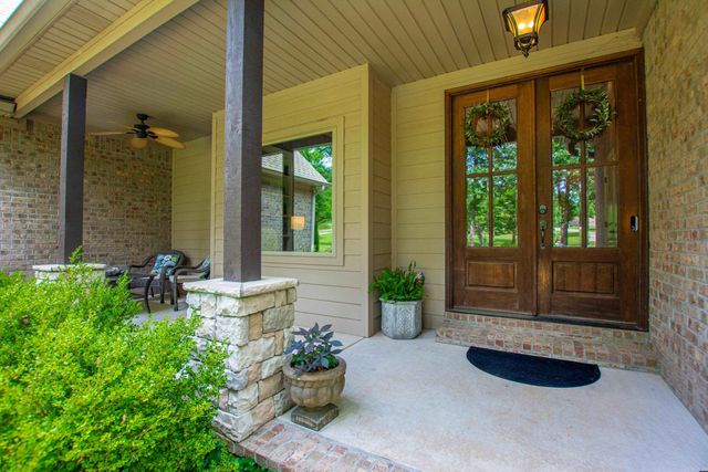 20612 Crested Butte Dr, Little Rock, AR 72210