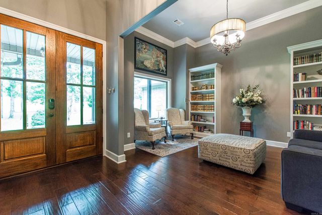 20612 Crested Butte Dr, Little Rock, AR 72210