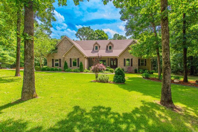 20612 Crested Butte Dr, Little Rock, AR 72210